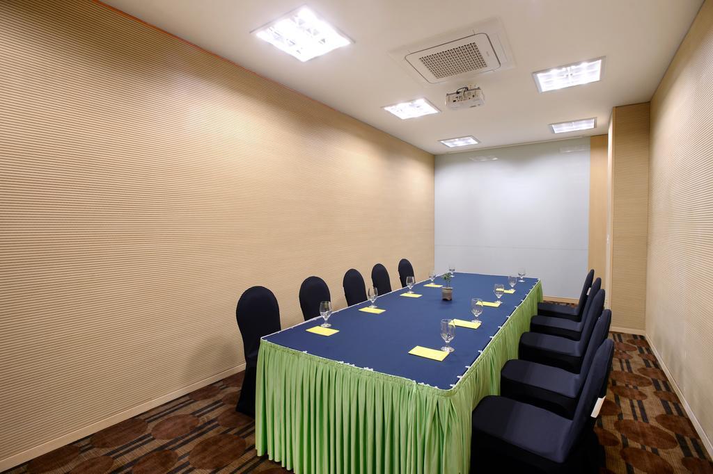 Jeju Aerospace Hotel Seogwipo Esterno foto