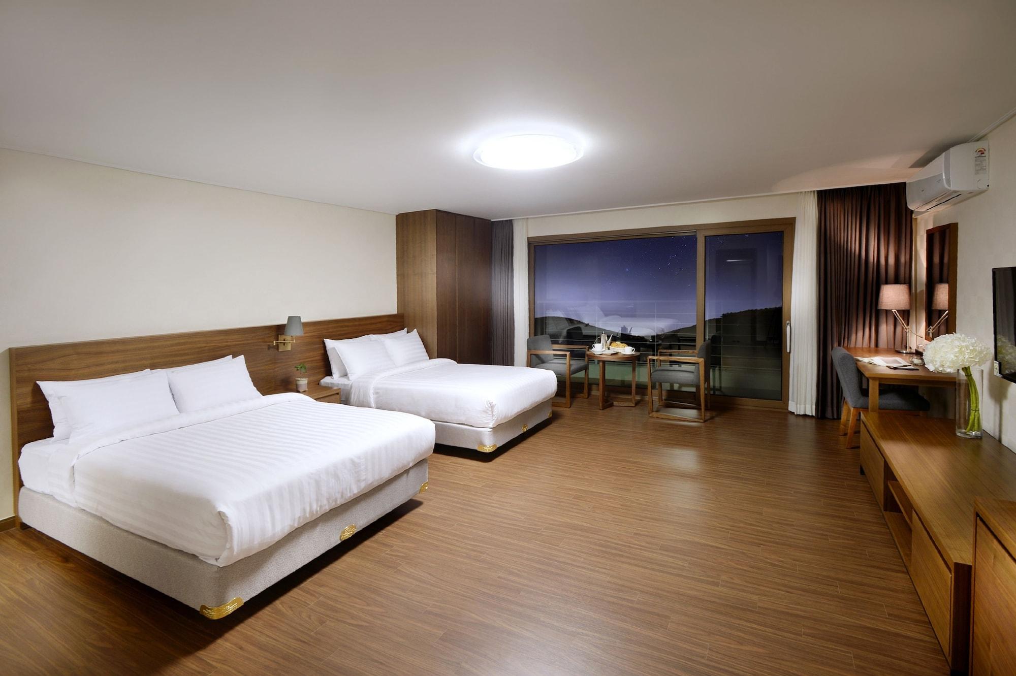 Jeju Aerospace Hotel Seogwipo Esterno foto