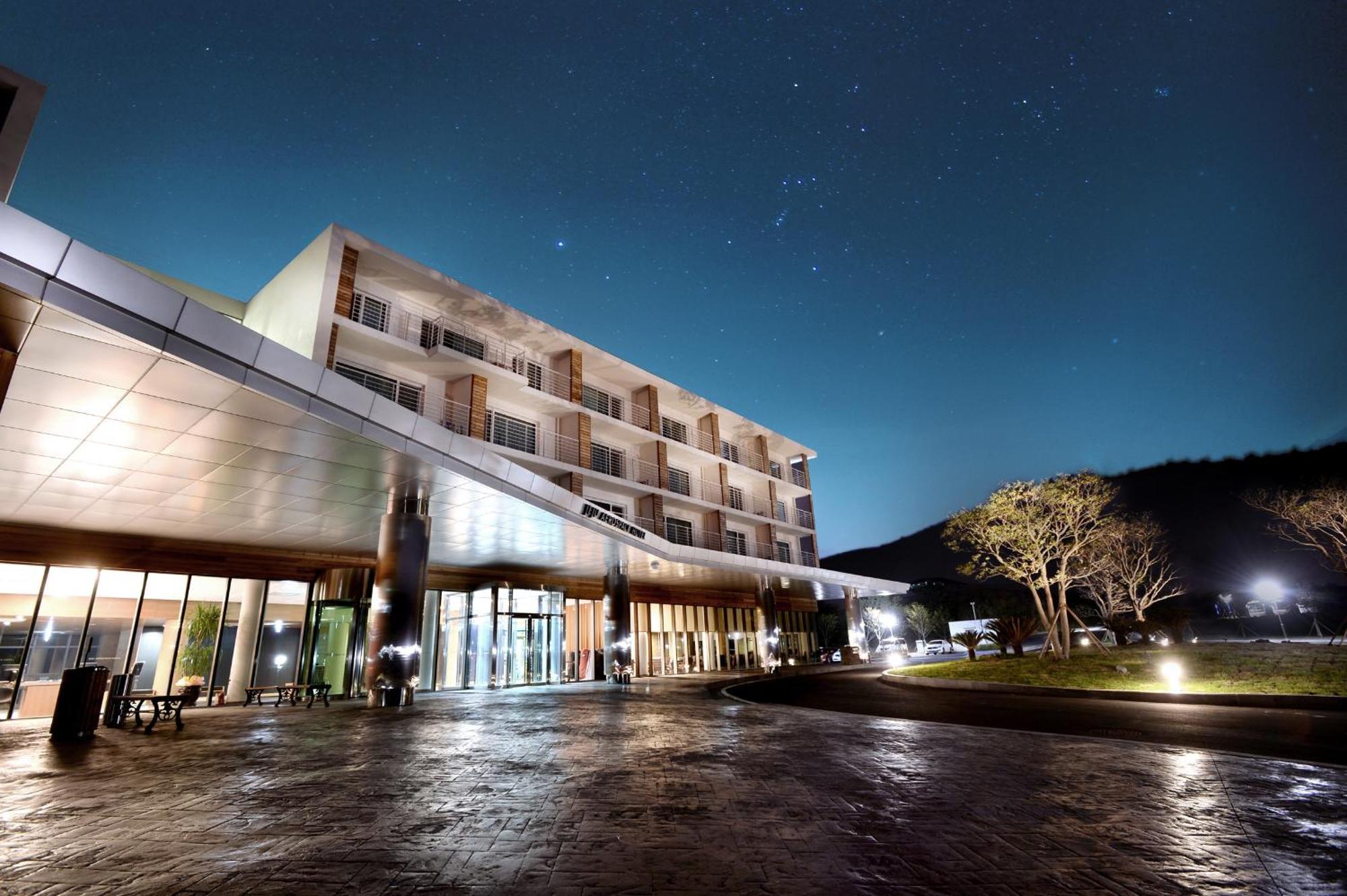 Jeju Aerospace Hotel Seogwipo Esterno foto